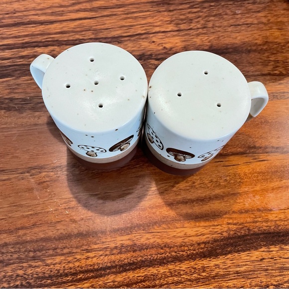 Otagiri mushroom salt and pepper stoneware - Picture 2 of 6